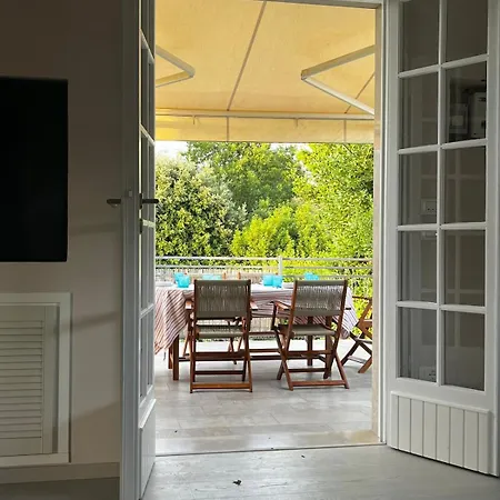 Stylish Beachside Escape In Marina di Pietrasanta
